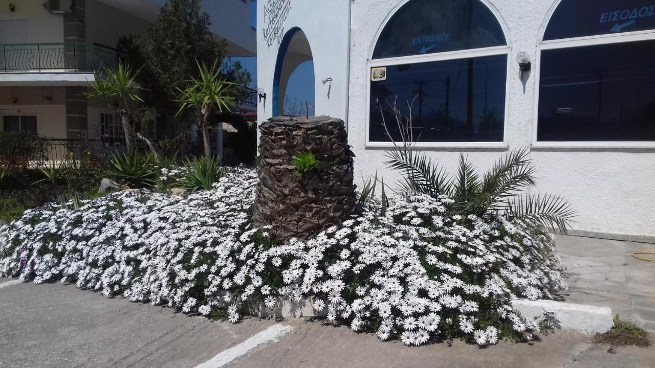Aquarius Hotel Fourka Exterior photo